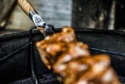 Churrasco Forged Spies V-vorm 50cm -Bialettihand Winkel image 100