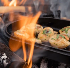 Ooni Sizzler Pan -Bialettihand Winkel image 1111