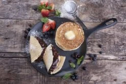 Victoria Cast Iron Comal Griddle -Bialettihand Winkel image 396