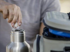 Petromax RVS Thermosfles 1 Liter -Bialettihand Winkel image 473