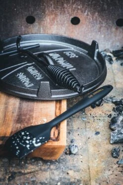 The Windmill Cast Iron Dutch Oven 4,5 Quarts Limited Edition -Bialettihand Winkel image 586