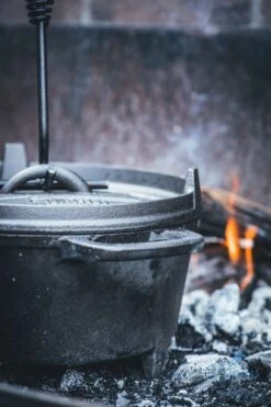 The Windmill Cast Iron Dutch Oven 4,5 Quarts Limited Edition -Bialettihand Winkel image 587